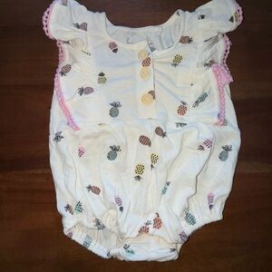 Jessica Simpson 3-6m pineapple‎ romper